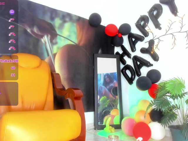 marie-naugthy live cam on BongaCams