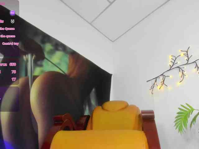 marie-naugthy webcam