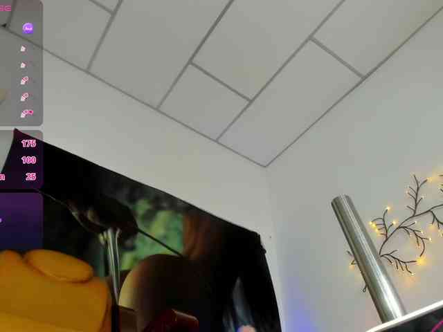 marie-naugthy webcam