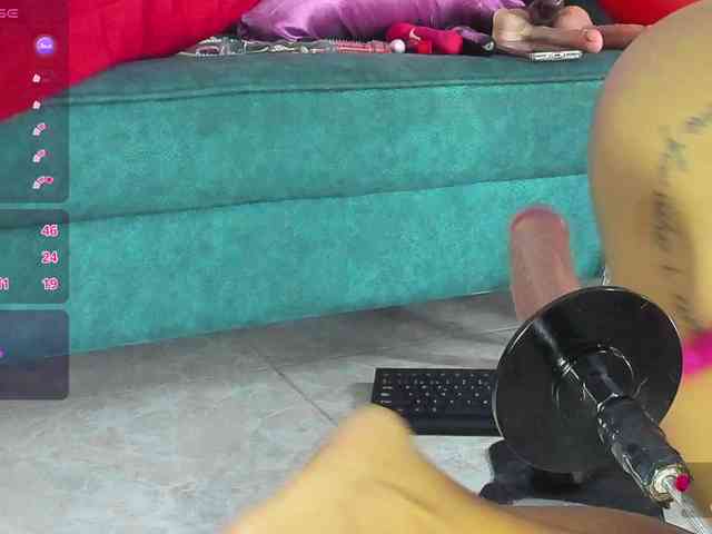 marie-naugthy webcam