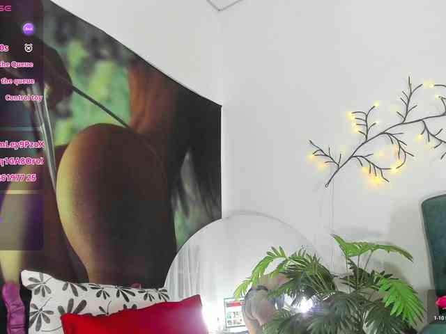 marie-naugthy webcam