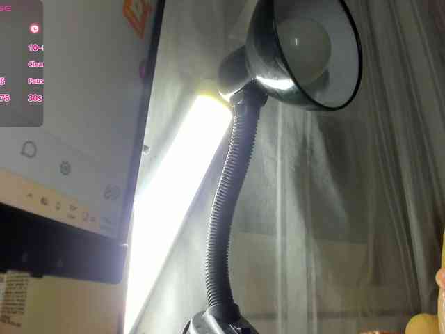 marie-naugthy webcam