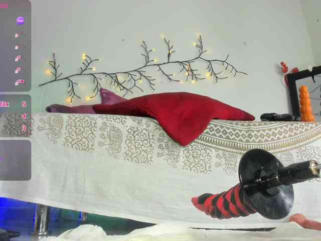 marie-naugthy webcam
