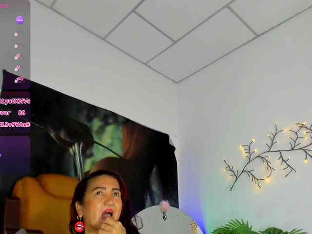 marie-naugthy webcam