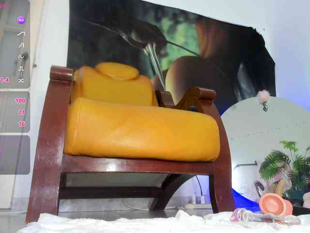 marie-naugthy webcam