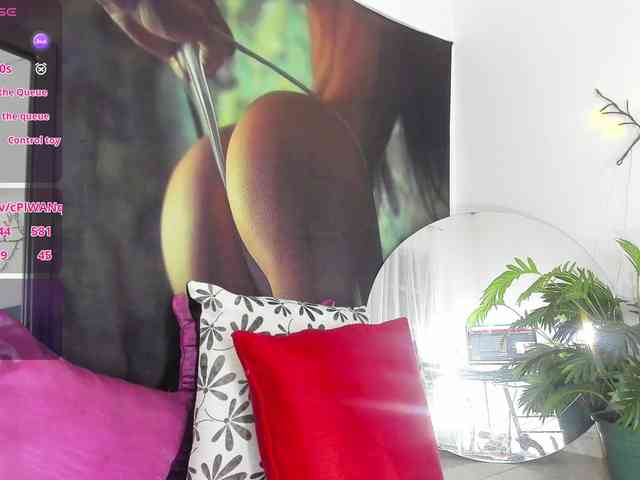 marie-naugthy webcam