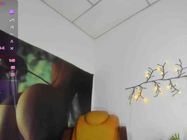 marie-naugthy webcam