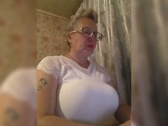 CerdAyaz live cam on BongaCams