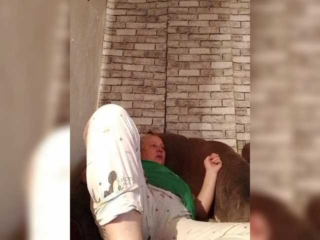 CerdAyaz live cam on BongaCams