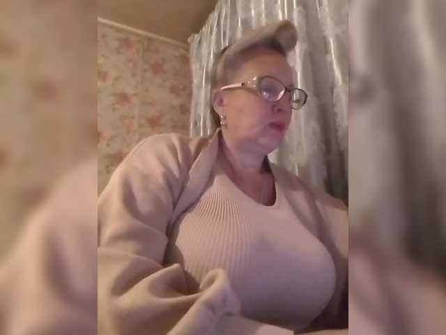 CerdAyaz live cam on BongaCams