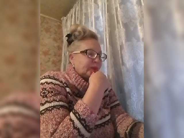 CerdAyaz live cam on BongaCams