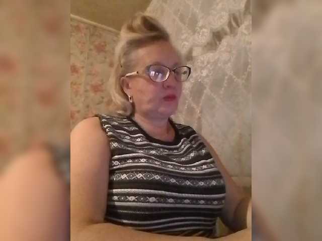 CerdAyaz live cam on BongaCams