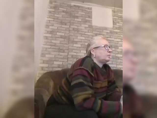 CerdAyaz live cam on BongaCams