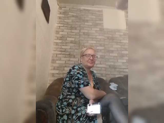 CerdAyaz live cam on BongaCams