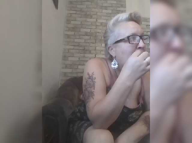 CerdAyaz, en directo ahora en BongaCams
