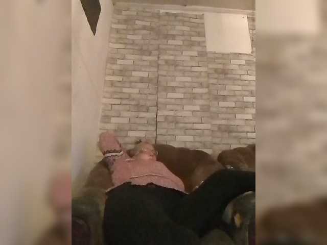 CerdAyaz live cam on BongaCams