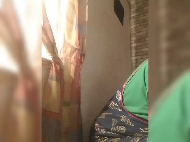 CerdAyaz live cam on BongaCams