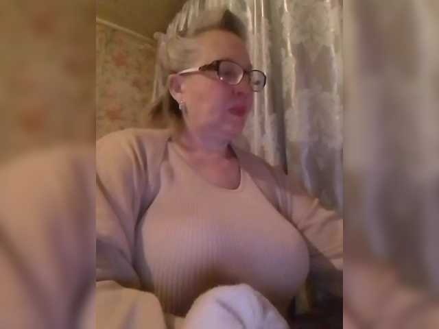 CerdAyaz's BongaCams show and profile