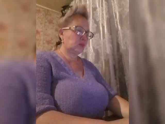 Cerdayaz's cam show statistics and live stream