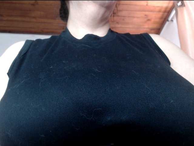 sandyxnaughty live cam on BongaCams