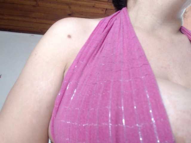 sandyxnaughty live cam on BongaCams
