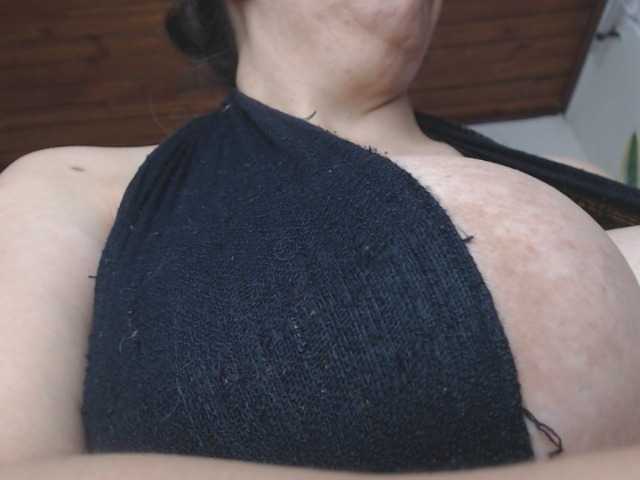 sandyxnaughty live cam on BongaCams
