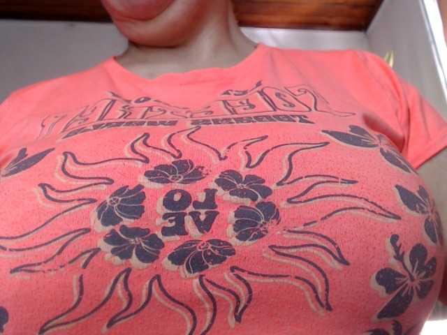 sandyxnaughty live cam on BongaCams