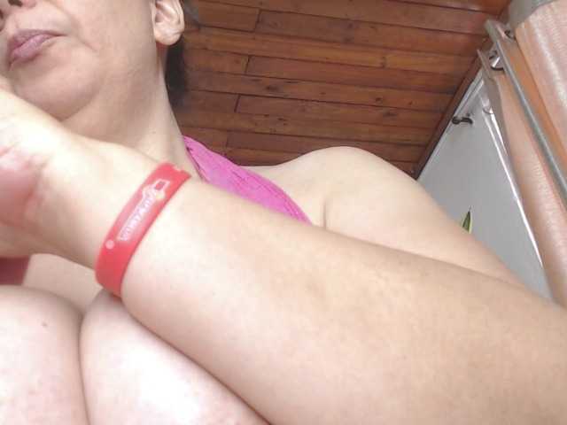 sandyxnaughty live cam on BongaCams