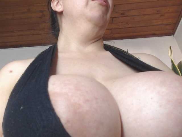 sandyxnaughty live cam on BongaCams