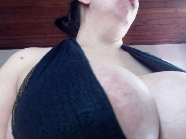 sandyxnaughty's BongaCams show and profile