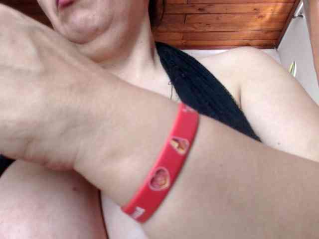 Modèle: sandyxnaughty