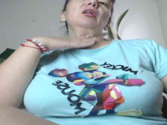 Modèle: sandyxnaughty