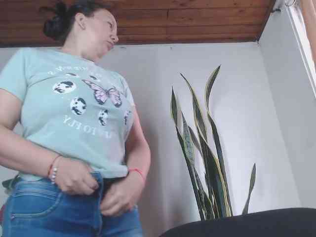 Modèle: sandyxnaughty