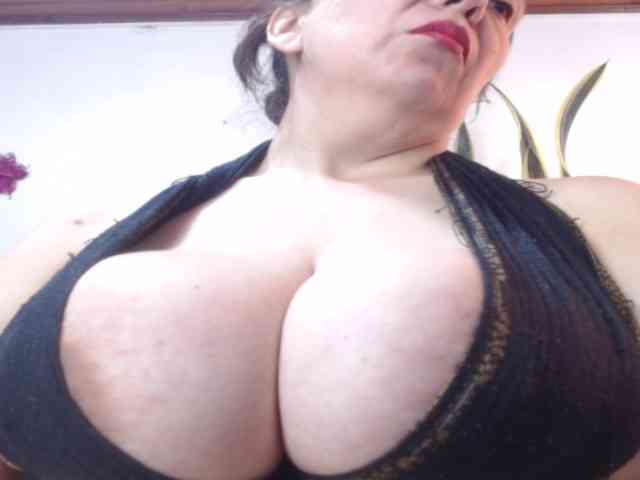 Modèle: sandyxnaughty