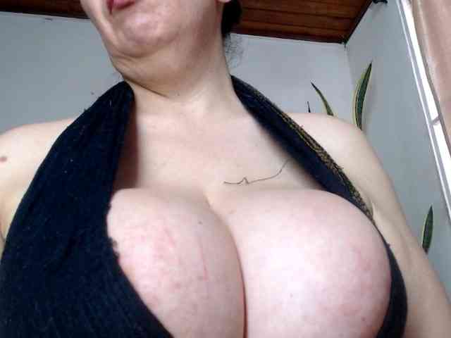 Modèle: sandyxnaughty