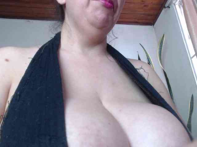 Modèle: sandyxnaughty
