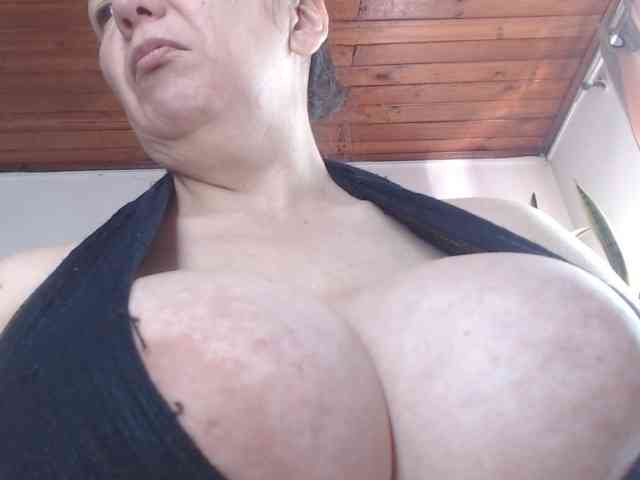 Modèle: sandyxnaughty