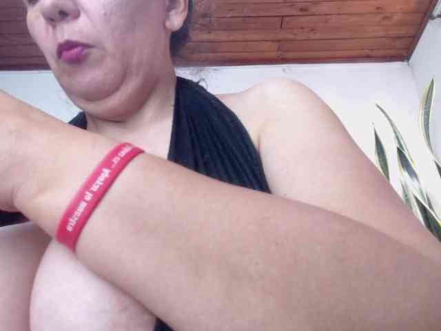 Modèle: sandyxnaughty