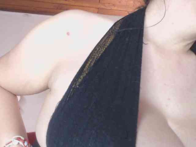 Modèle: sandyxnaughty