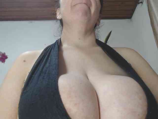 Modèle: sandyxnaughty