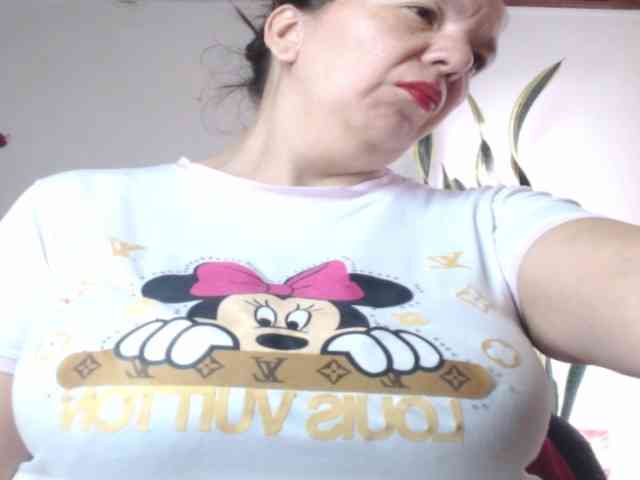 Modèle: sandyxnaughty