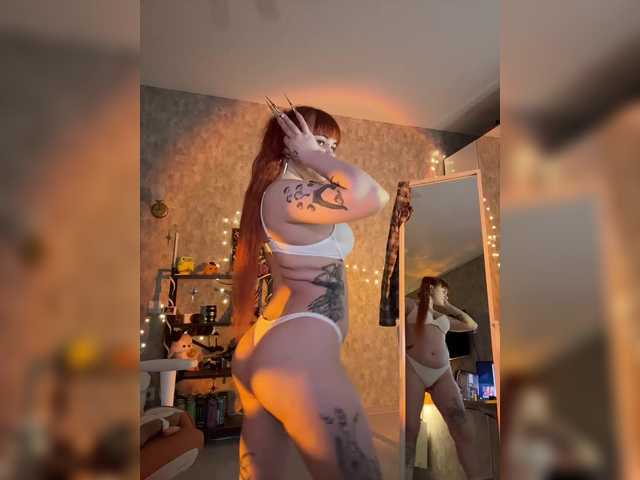 LolyMolly's BongaCams show and profile