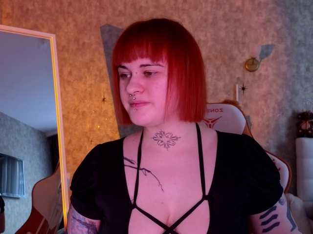 LolyMolly webcam