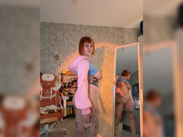 Lolymolly live cam