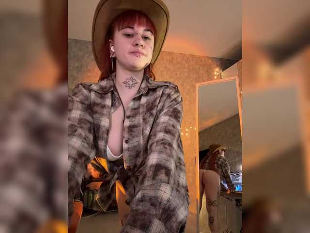 LolyMolly's BongaCams show and profile