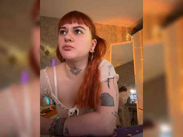 LolyMolly webcam