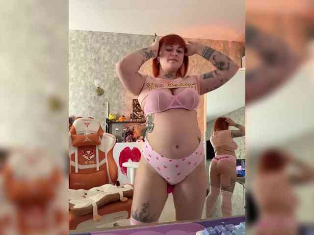 LolyMolly webcam
