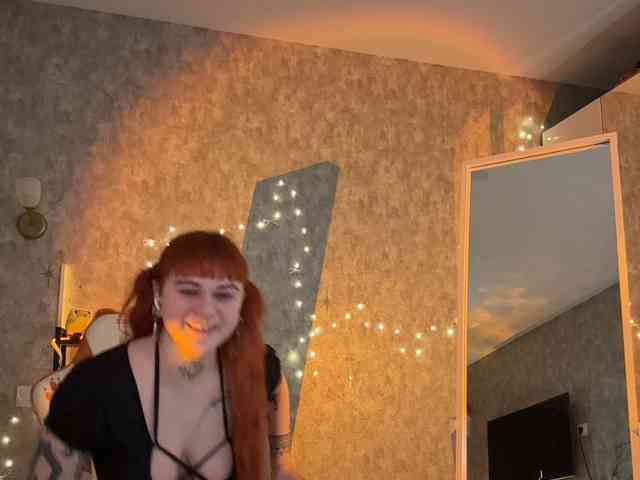 LolyMolly webcam