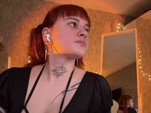 LolyMolly webcam