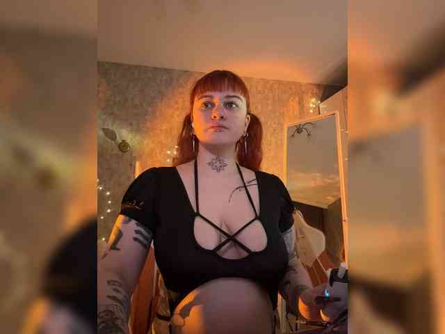 LolyMolly webcam